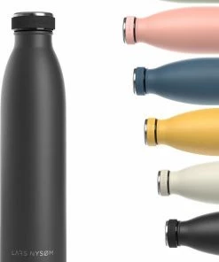 Beste deal ???? LARS NYSØM Roestvrijstalen Drinkfles 'Ren' 750ml Onyx Black ????