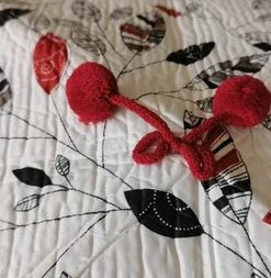 Nieuw ???? Lili 41 1 + 1 Opvouwbare Voedsel Aluminiumfolie Cover Rood, Houd Warm En Koud, Veren Patroon, 36x36x15 Cm ⭐ -Hendi Shop 550x253 2