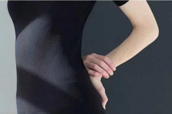 Nieuw ???? FALKE Warm Tight Fit Slim Fit Basislaag Top Met Korte Mouwen Sneldrogende Thermo Ademend Thermo-Ondergoed Zwart Dames Underwear - T-shirt - Maat L ???? 11 Nieuw ???? FALKE Warm Tight Fit Slim Fit Basislaag Top Met Korte Mouwen Sneldrogende Thermo Ademend Thermo-Ondergoed Zwart Dames Underwear - T-shirt - Maat L ???? - Afbeelding 9