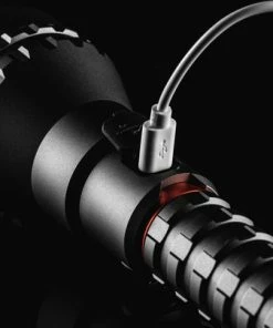 Korting ???? Nebo Luxtreme Beste Oplaadbare Verstraler 900 Meter! LED Zaklamp Tactische Lamp Oplaadbaar Tactical ???? -Hendi Shop 550x404 1