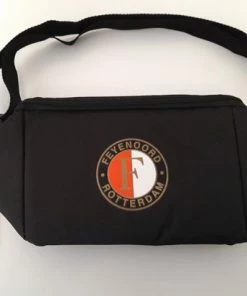 Uitgang ???? Feyenoord Koeltas Met Hengsel - Zwart Met Embleem ???? -Hendi Shop 550x412 34