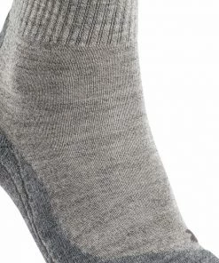 Gloednieuw ⭐ FALKE TK2 Explore Wool Wandelsokken Dikke Versterkte Thermische Sokken Zonder Patroon Met Medium Padding Lang En Warm Voor Wandelen Winter Merinowol Beige Heren Sportsokken - Maat 42-43 ???? -Hendi Shop 550x660