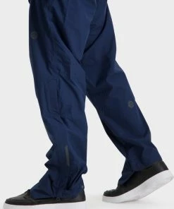 Goedkoopste ⌛ AGU Section Regenbroek Essential Heren - Blauw - XXL - Waterdicht & Ademend ???? -Hendi Shop 550x697 1