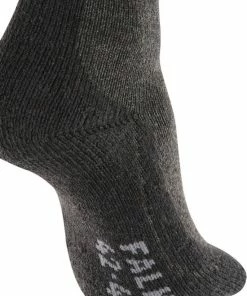 Beste Pirce ???? FALKE TK1 Adventure Wool Wandelsokken Dik Versterkte Thermische Sokken Zonder Patroon Met Sterke Wattering Lang En Warm Voor Wandelen Winter Merinowol Grijs Heren Sportsokken - Maat 39-41 ???? -Hendi Shop 550x699 3