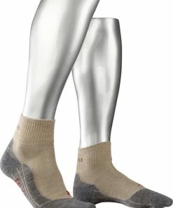 Groothandel ???? FALKE TK5 Wander Short Wandelsokken Kort Zacht Thermisch Anti-blaar Antizweet Zonder Motief Met Elastische Boord Admend Merinowol Beige Dames Sportsokken - Maat 39-40 ???? 24 Groothandel ???? FALKE TK5 Wander Short Wandelsokken Kort Zacht Thermisch Anti-blaar Antizweet Zonder Motief Met Elastische Boord Admend Merinowol Beige Dames Sportsokken - Maat 39-40 ???? -Hendi Shop 550x724 1