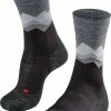 Korting ???? FALKE TK2 Crest Wandelsokken Dik Versterkt Met Patroon Met Medium Padding Lang En Warm Voor Wandelen Merinowol Zwart Heren Sportsokken - Maat 46-48 ???? -Hendi Shop 550x787 2